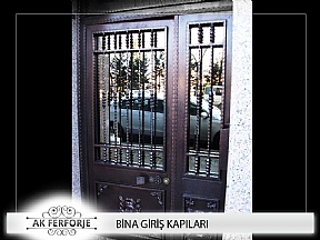 Bina Giriş Kapıları